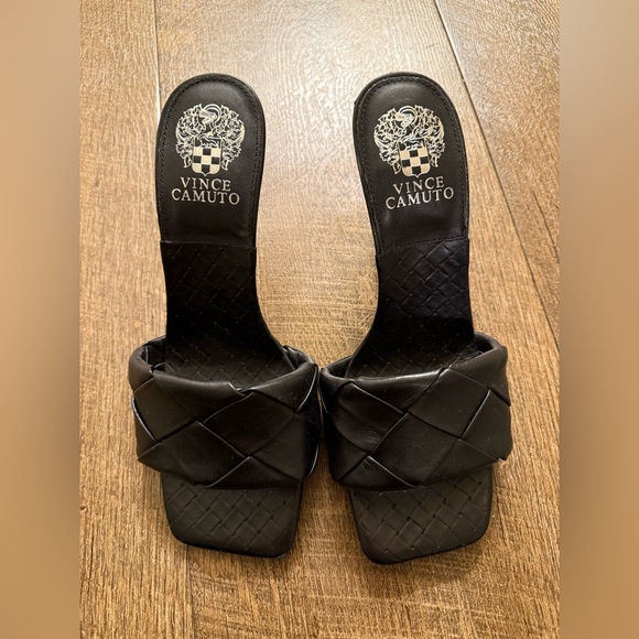 Vince Camuto Shoes - Vince camuto black endonta pintucked braided leather kitten heel, size 8
